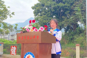 信宜市茶山中学环境