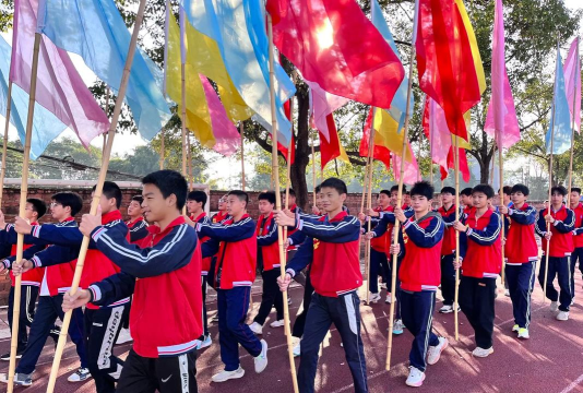 赤壁市赤马港办事处黄龙中学