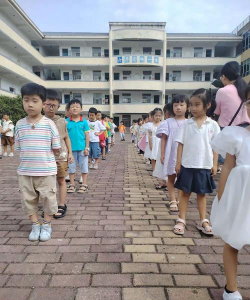 商城村小学