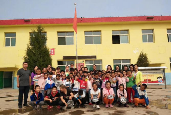 阳曲县泥屯镇小学校