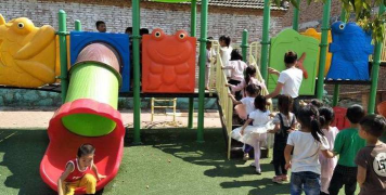 董洼幼儿园环境