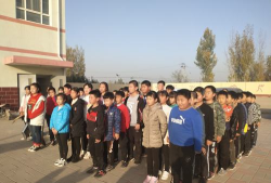 任丘市出岸镇小关小学