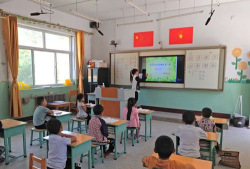 杜村中心小学