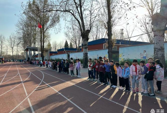 北京市昌平区北七家中心小学