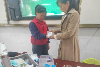 哈喇河乡哈喇河中学环境