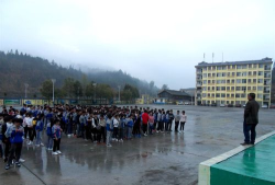 从江县往洞中学