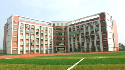 广安市英才职业技术学校环境