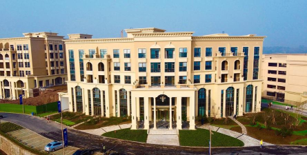 成都信息工程大学银杏酒店管理学院