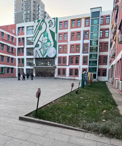 北京朝阳区芳草地国际学校双花园校区