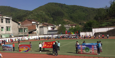 广坪中镇中心小学