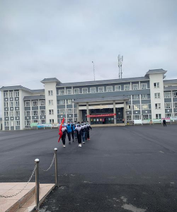 伊犁特克斯县职业技术学校环境