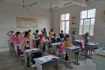 长沙市宁乡县灰汤镇卫东完全小学环境