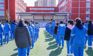 阳曲县西凌井中学校