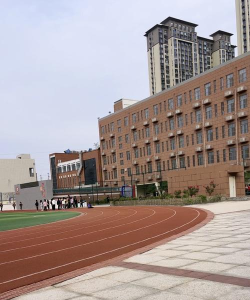 蓬江北郊小学环境