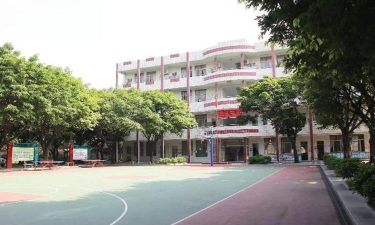 佛山市禅城区郊边小学