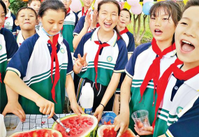 东西湖区新沟镇小学