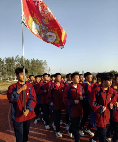 阜平县启明中学环境