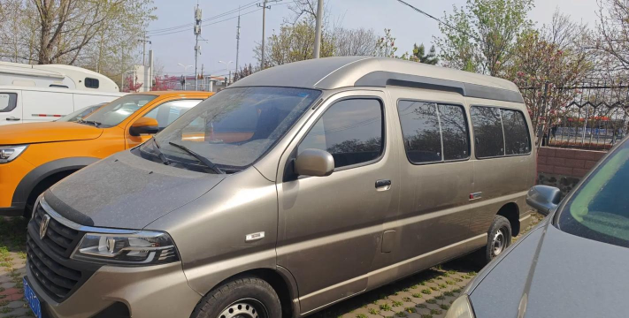 金杯面包车出租