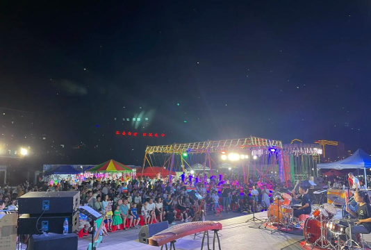 锦屏县秋私雨艺术培训中心