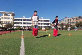 麻溪河中心小学