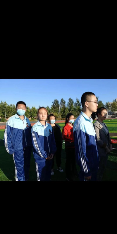 包头市九原区新城中学