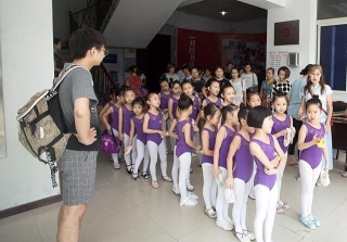 遂宁经济技术开发区造星心艺术培训学校有限公司