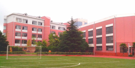 上海市泗塘二中