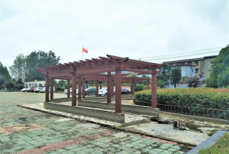 潘集区第二小学