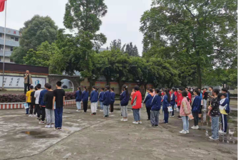 夹江县甘霖初级中学