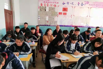 黑龙江宾县宾安一中