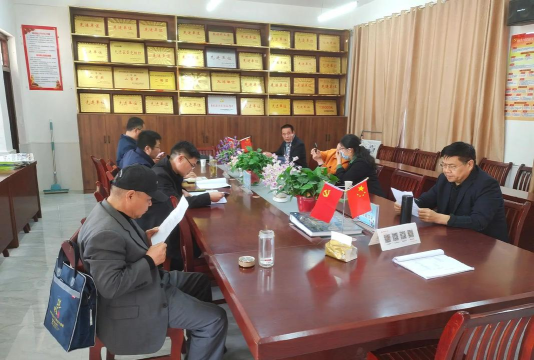 华佗镇华佗中心小学