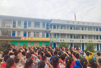 金城江区拔贡初级中学