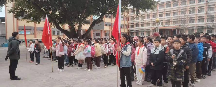 江西省萍乡市莲花县南岭乡中心小学