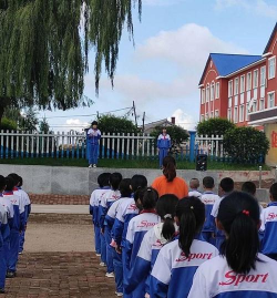 榆树市先锋乡第二中学