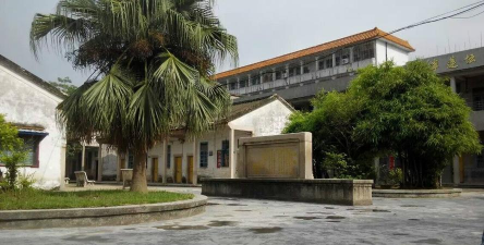 军埠镇莲坛小学