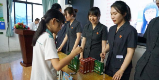 龙湖镇市头小学