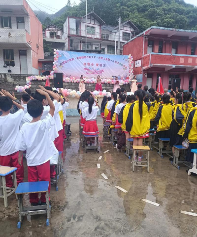 苍溪县陵江镇第六小学校