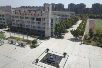 成都市都江堰外国语实验学校