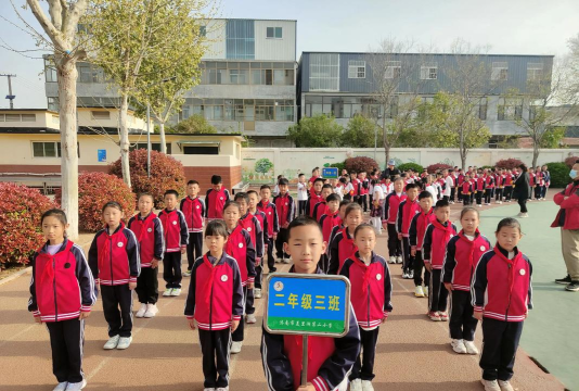 济南市美里湖二小学