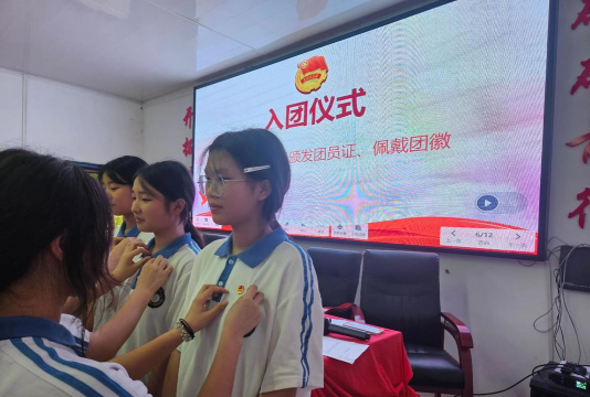 万载县白良初级中学