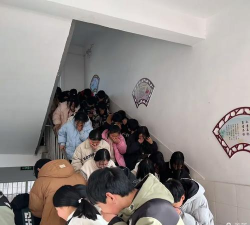 汝阳县靳村乡初级中学