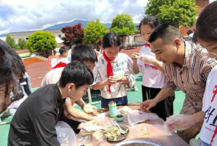 奉节县公平镇西龙小学