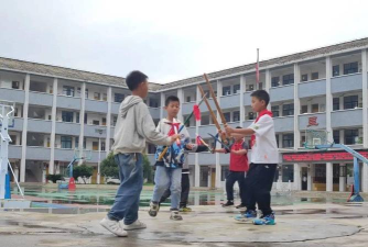 天龙小学