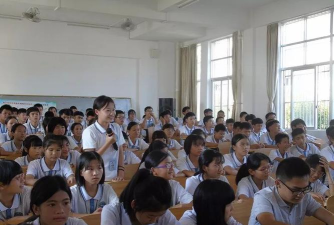 军埠镇莲坛中学