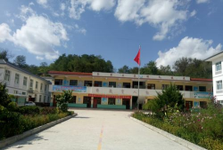 甘肃省西和县姜席镇四图小学