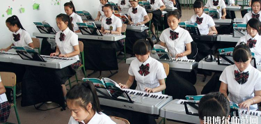 大同市兴同艺术师范学校