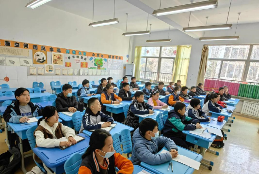 潍坊市东明初级中学