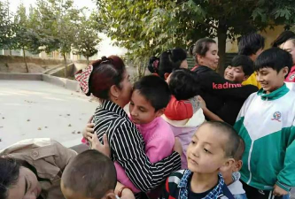 艾古斯乡中心小学