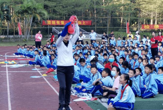 东莞市大岭山连平小学