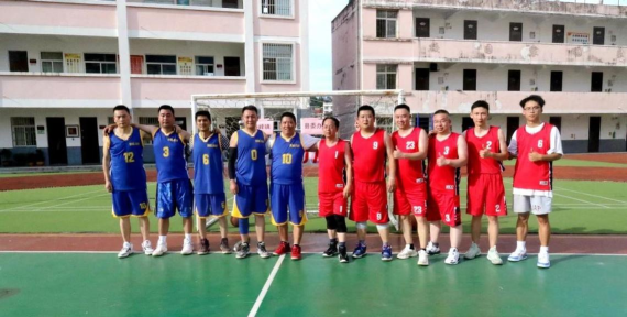 石泉县饶峰镇初级中学